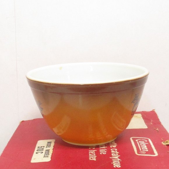 Vintage Pyrex #401, 1 1/2 Pint-750 ML Old Orchard Brown Nesting Mixing Bowl - Picture 3 of 6